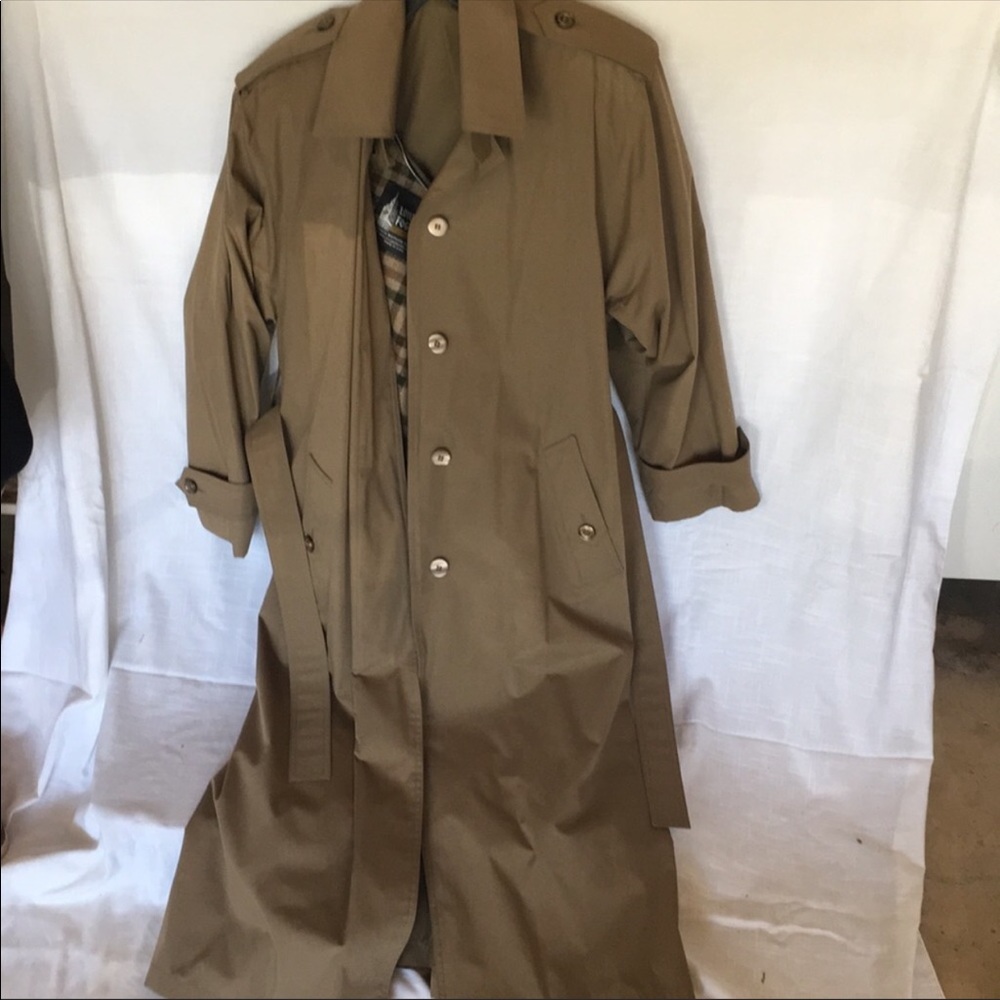 London Fog Trench coat 8 Reg